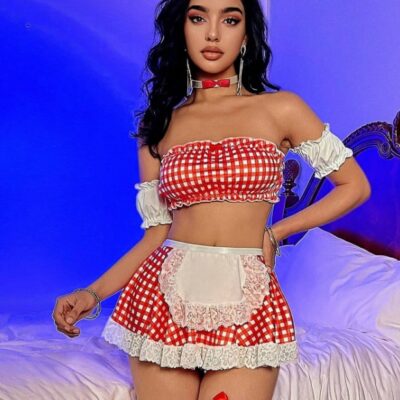 COSPLAY DE MUCAMA