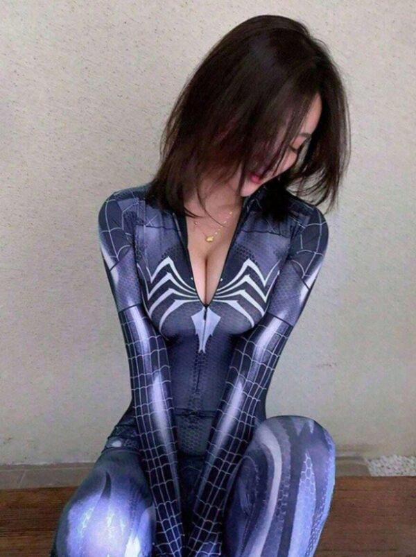 COSPLAY SPIDER WOMAN